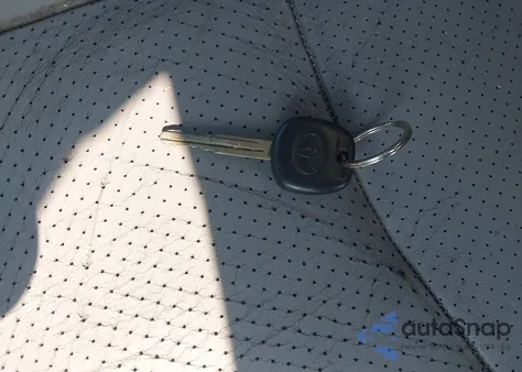 2005 Toyota Highlander Limited from USA, damaged, VIN JTEEP21A150135513